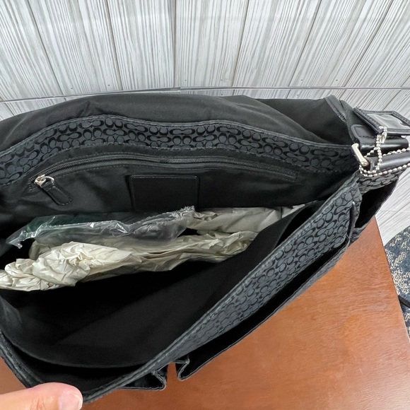 Coach Hudson Signature Commuter Bag Large - Picture 8 of 9